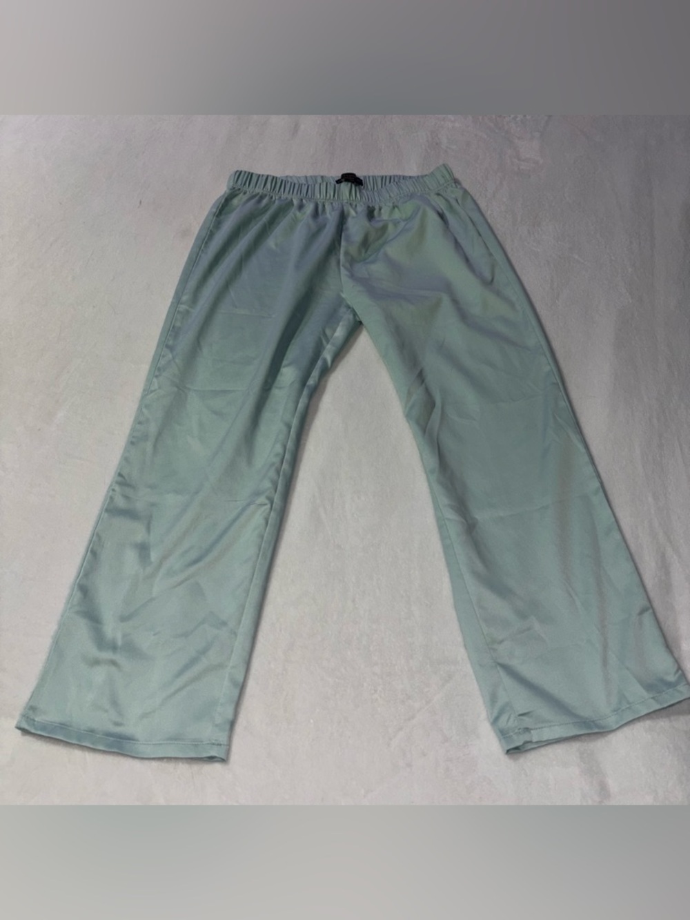House of Harlow 1960 Light Mint Satin Cropped Length Pajama Pants Size Medium